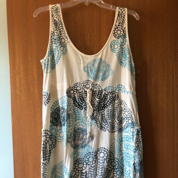White tank dress with blue pattern print - Picture 3 of 5